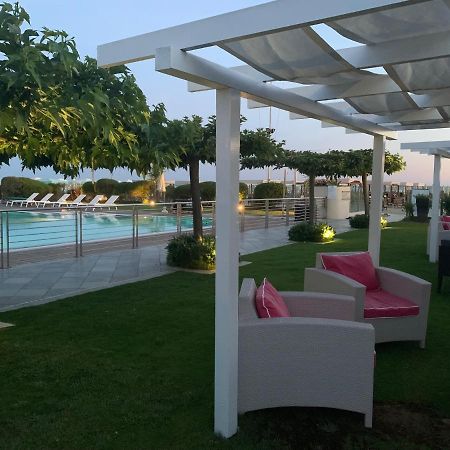 Villa Lazzareschi Case Vacanza คาปานโนริ ภายนอก รูปภาพ
