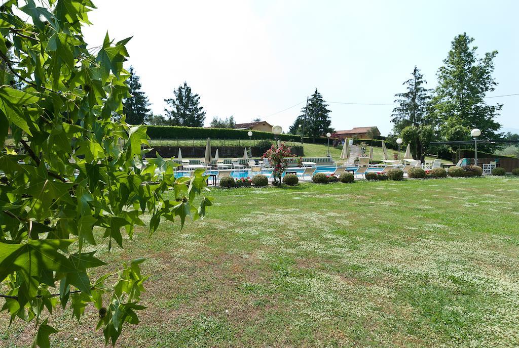 Villa Lazzareschi Case Vacanza คาปานโนริ ภายนอก รูปภาพ