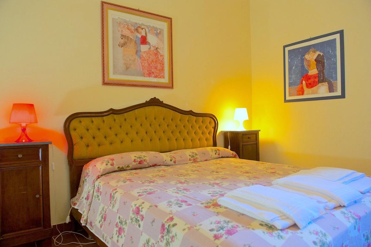 Villa Lazzareschi Case Vacanza คาปานโนริ ภายนอก รูปภาพ