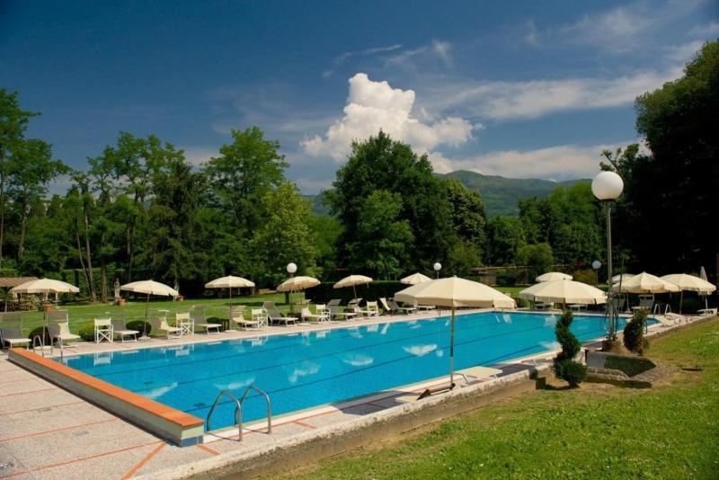 Villa Lazzareschi Case Vacanza คาปานโนริ ภายนอก รูปภาพ