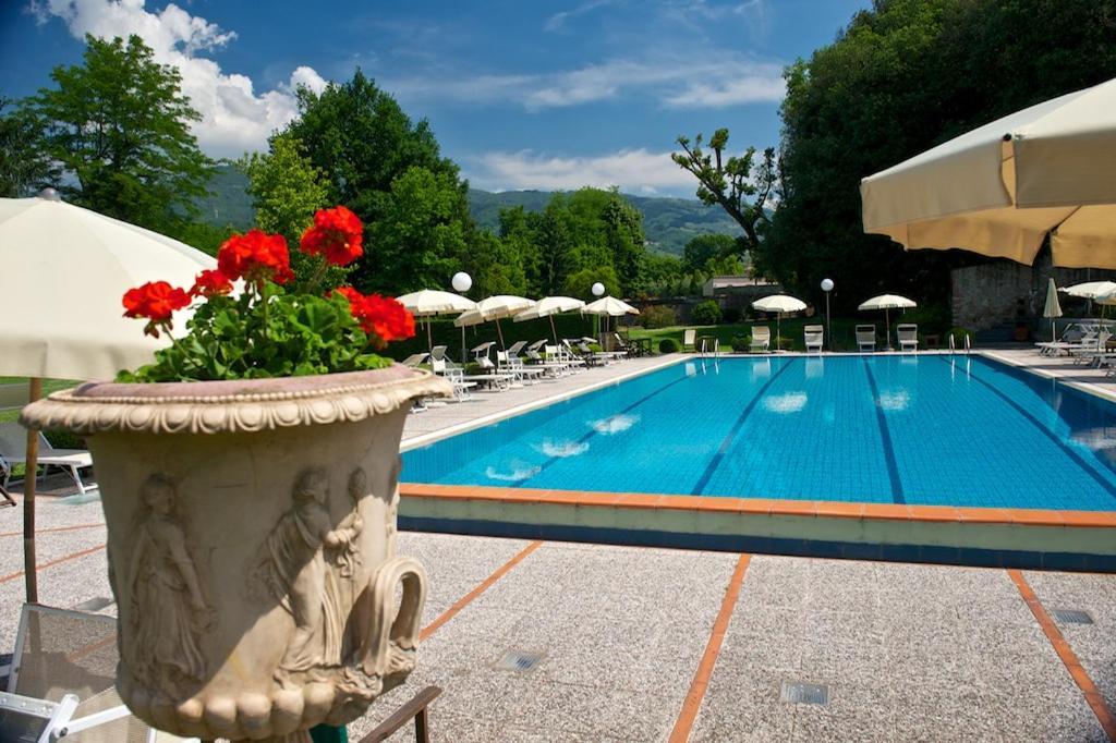 Villa Lazzareschi Case Vacanza คาปานโนริ ภายนอก รูปภาพ