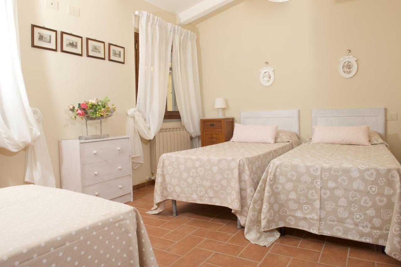 Villa Lazzareschi Case Vacanza คาปานโนริ ภายนอก รูปภาพ
